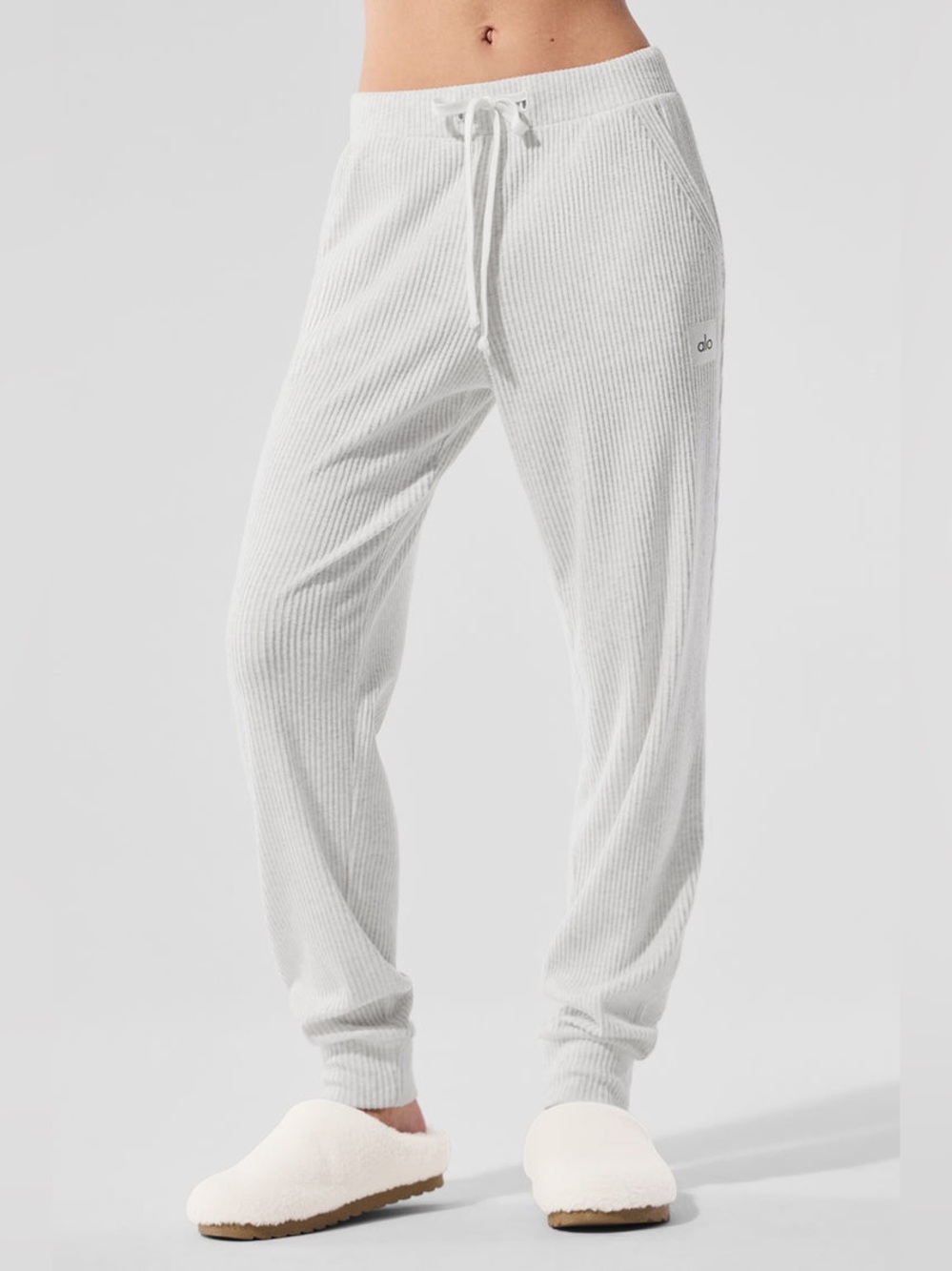 ALO Yoga Muse Sweatpant, size M